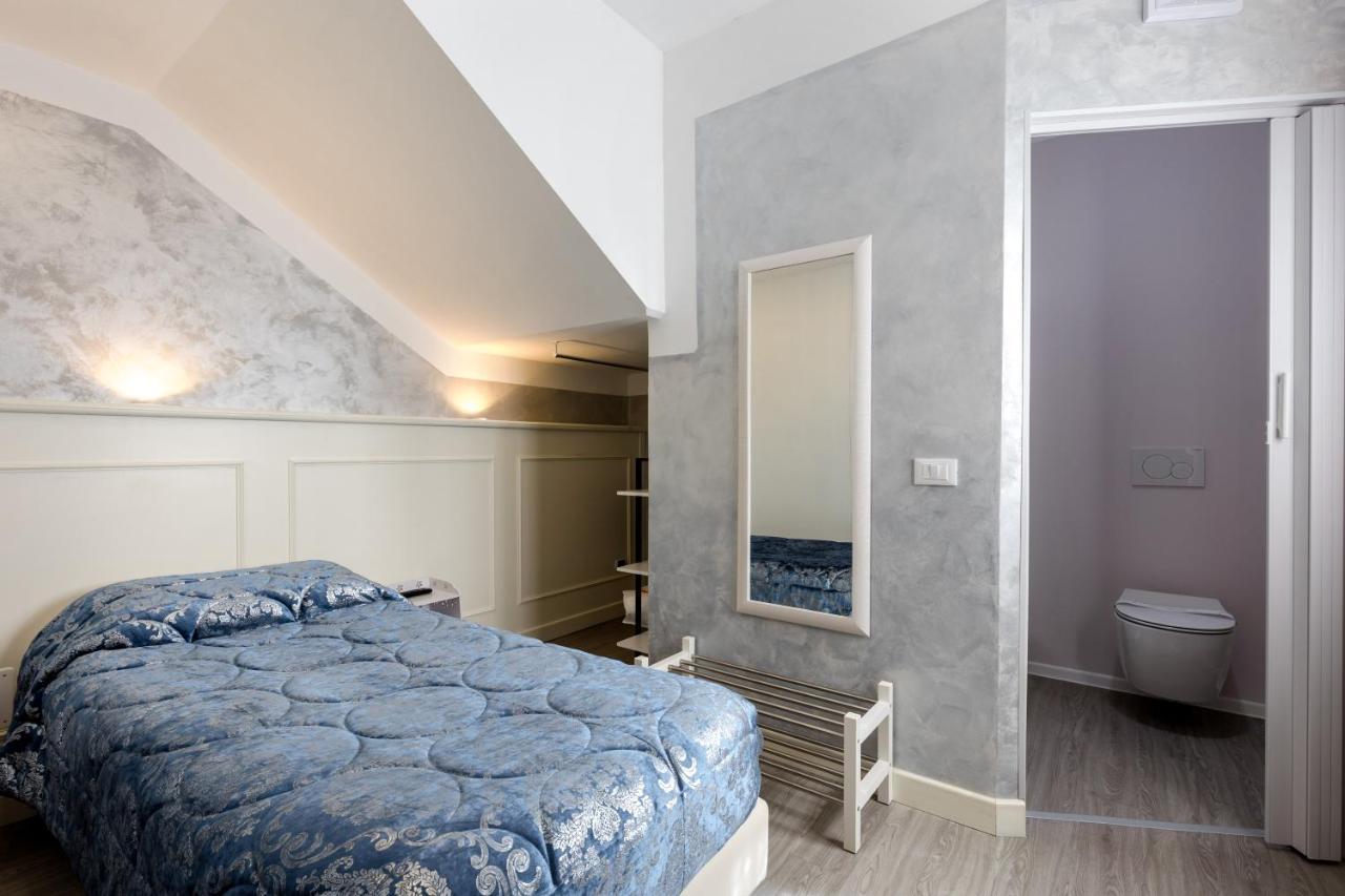 Hotel Villa Lilla Desenzano del Garda Exterior foto