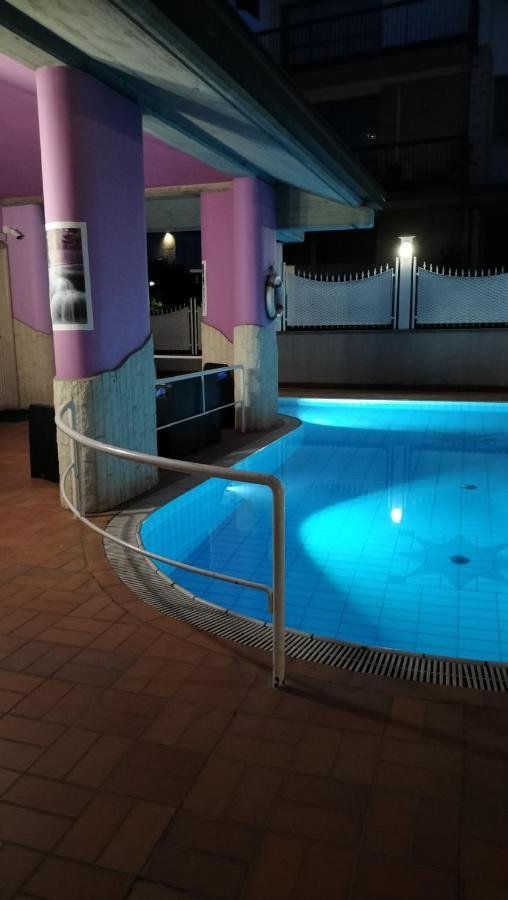 Hotel Villa Lilla Desenzano del Garda Exterior foto